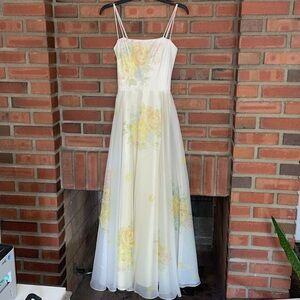 Lilli Diamond XS vintage dress maxi sheet layered floral print muted dress cream